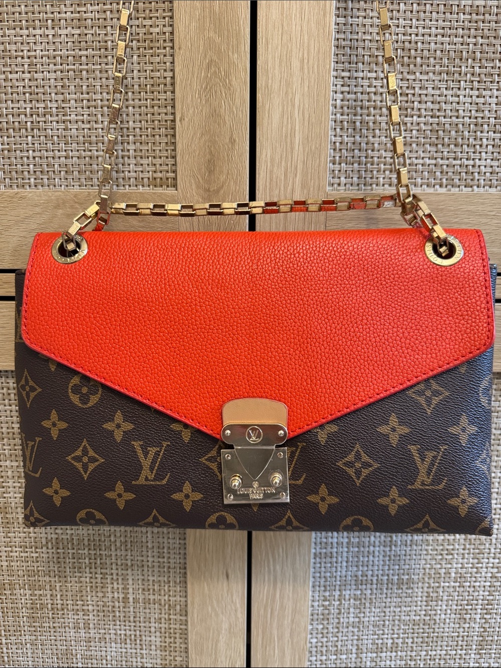 🍁Fall Monogram Chain Shoulder Bag